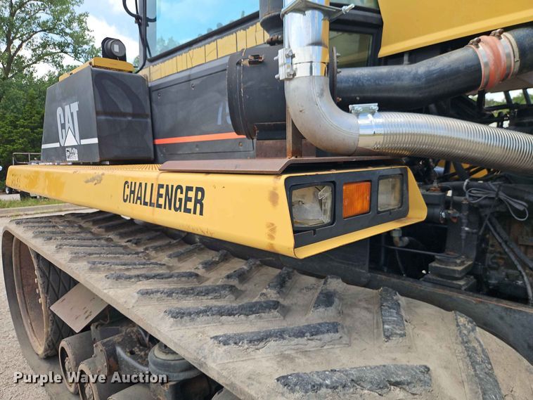 image for item EO7445 1994 Caterpillar Challenger 75C tractor