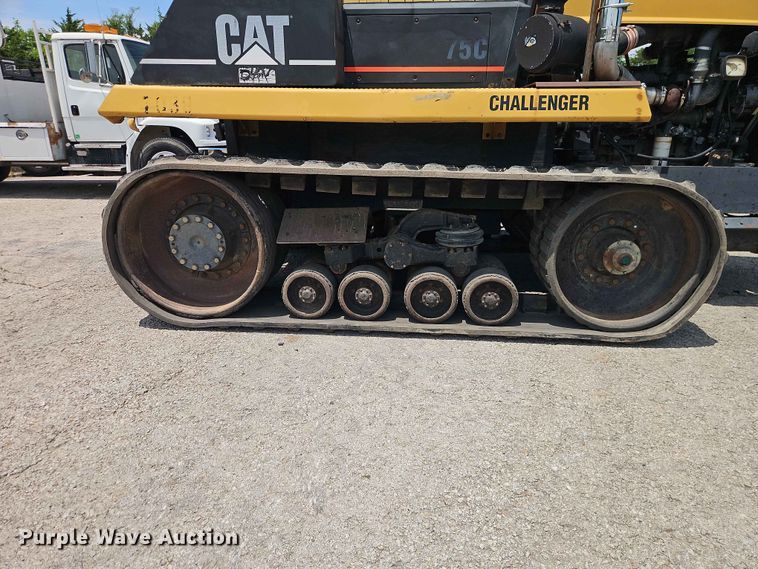 image for item EO7445 1994 Caterpillar Challenger 75C tractor
