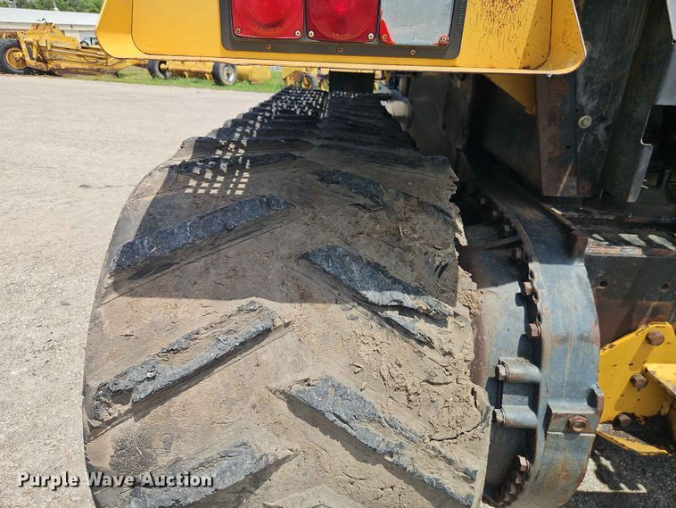 image for item EO7445 1994 Caterpillar Challenger 75C tractor