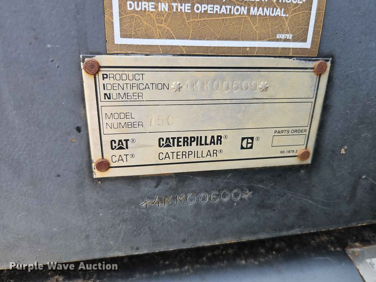image for item EO7445 1994 Caterpillar Challenger 75C tractor