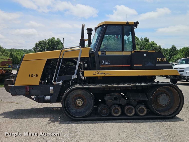 image for item EO7488 1996 Caterpillar Challenger 75C tractor