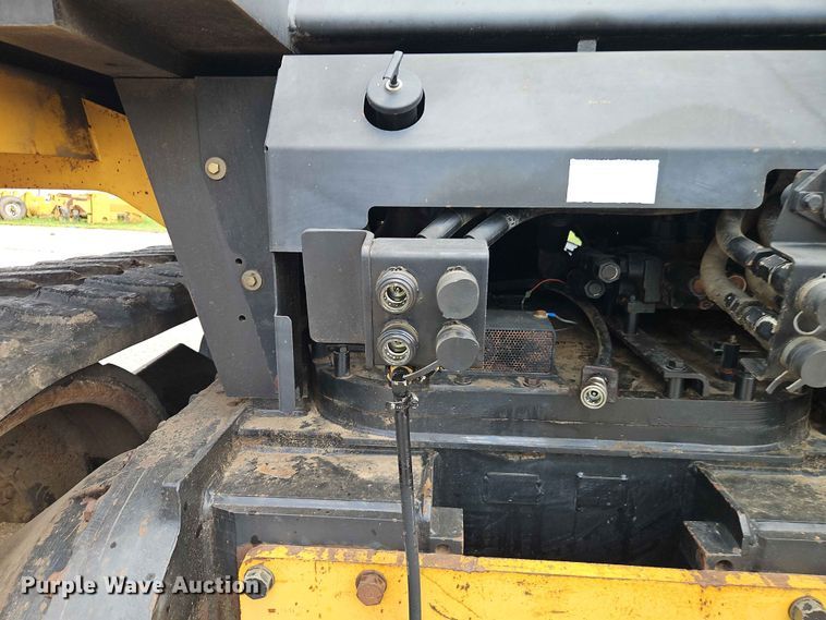 image for item EO7488 1996 Caterpillar Challenger 75C tractor