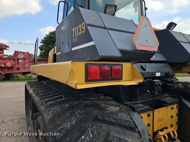 image for item EO7488 1996 Caterpillar Challenger 75C tractor