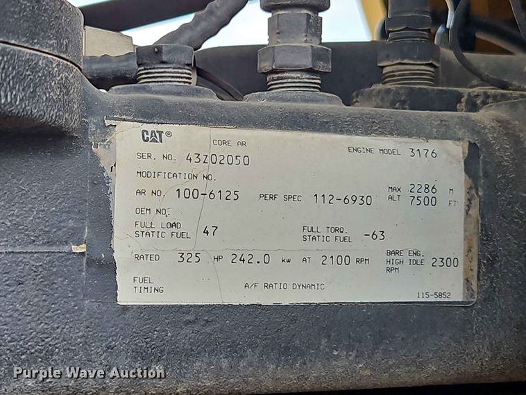image for item EO7488 1996 Caterpillar Challenger 75C tractor