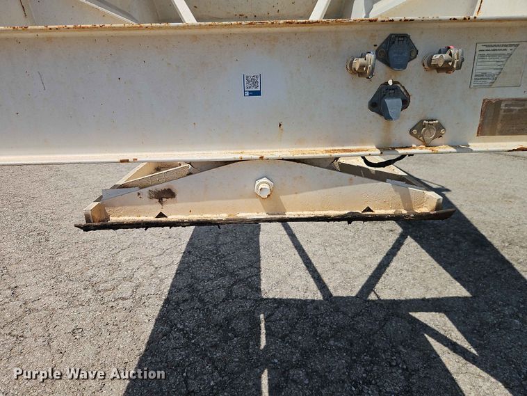 image for item EO7498 1995 Corn Belt Manufacturing Co., Inc. bottom dump trailer