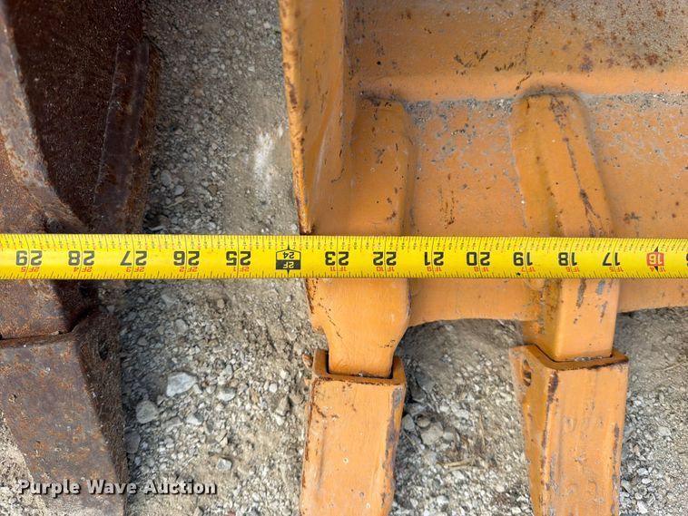 image for item EO8687 (3) backhoe buckets