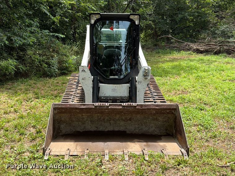 image for item EO8716 2022 Bobcat T770 tracked skid steer loader
