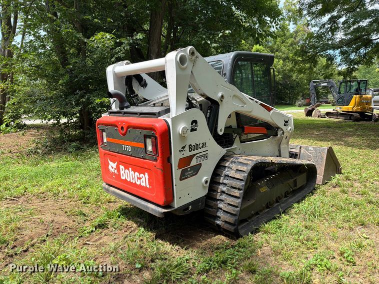 image for item EO8716 2022 Bobcat T770 tracked skid steer loader