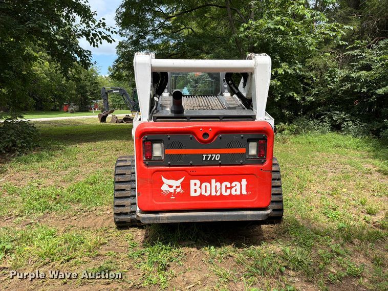 image for item EO8716 2022 Bobcat T770 tracked skid steer loader