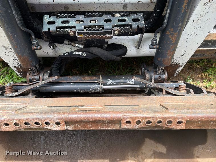 image for item EO8716 2022 Bobcat T770 tracked skid steer loader