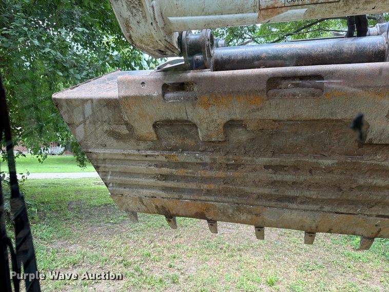 image for item EO8716 2022 Bobcat T770 tracked skid steer loader