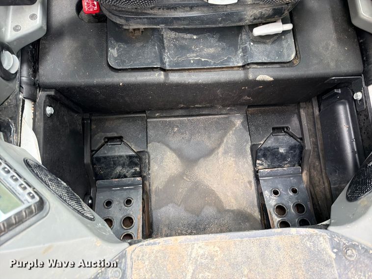 image for item EO8716 2022 Bobcat T770 tracked skid steer loader