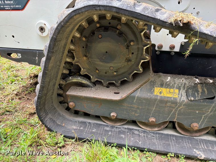 image for item EO8716 2022 Bobcat T770 tracked skid steer loader