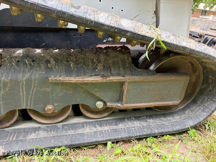 image for item EO8716 2022 Bobcat T770 tracked skid steer loader