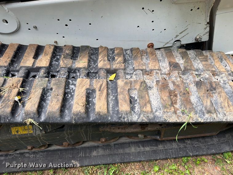 image for item EO8716 2022 Bobcat T770 tracked skid steer loader