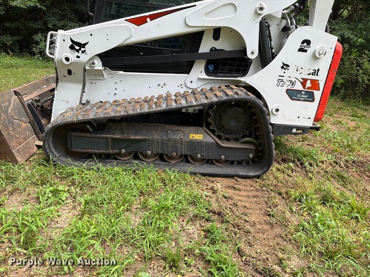 image for item EO8716 2022 Bobcat T770 tracked skid steer loader