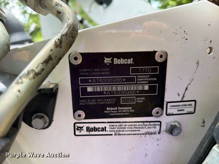 image for item EO8716 2022 Bobcat T770 tracked skid steer loader