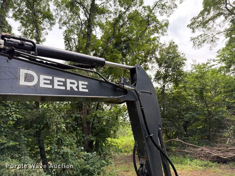 image for item EO8717 2018 John Deere 50G mini excavator