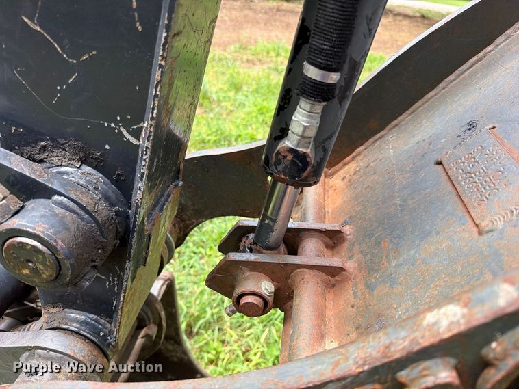 image for item EO8717 2018 John Deere 50G mini excavator