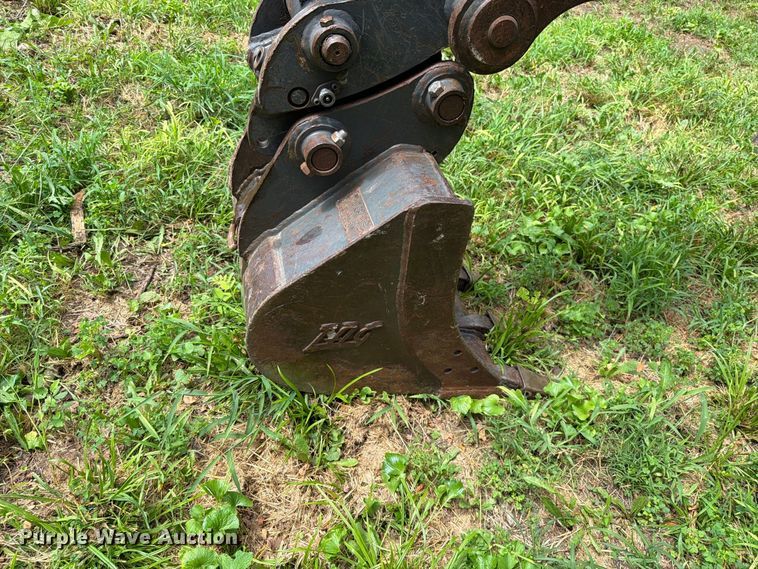 image for item EO8717 2018 John Deere 50G mini excavator