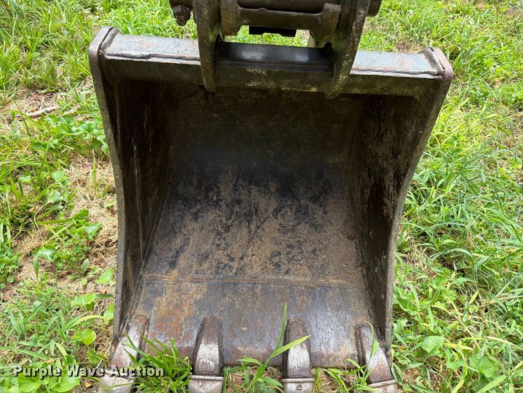 image for item EO8717 2018 John Deere 50G mini excavator