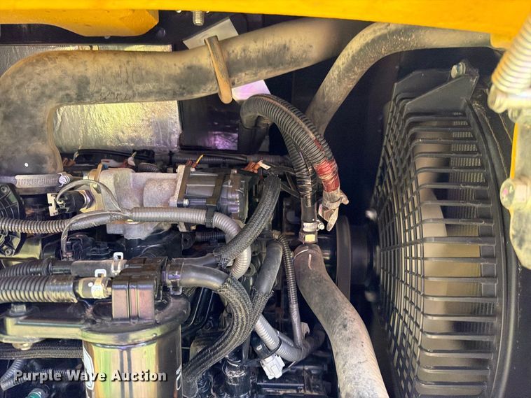 image for item EO8717 2018 John Deere 50G mini excavator