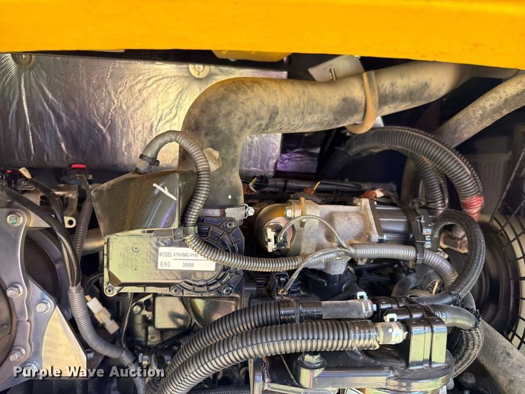 image for item EO8717 2018 John Deere 50G mini excavator