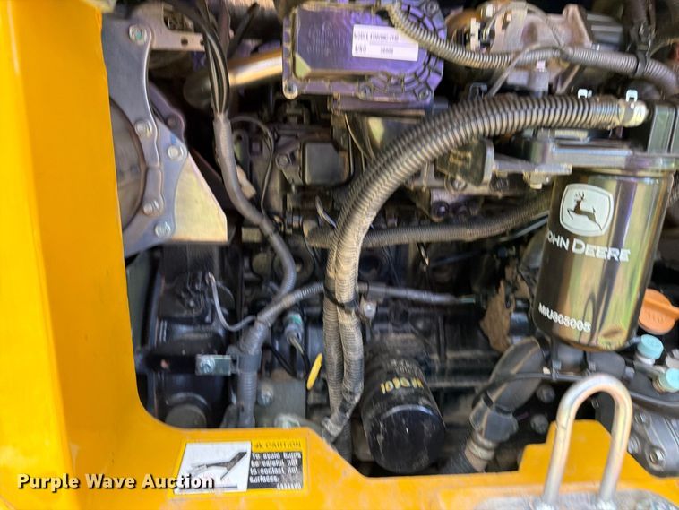 image for item EO8717 2018 John Deere 50G mini excavator