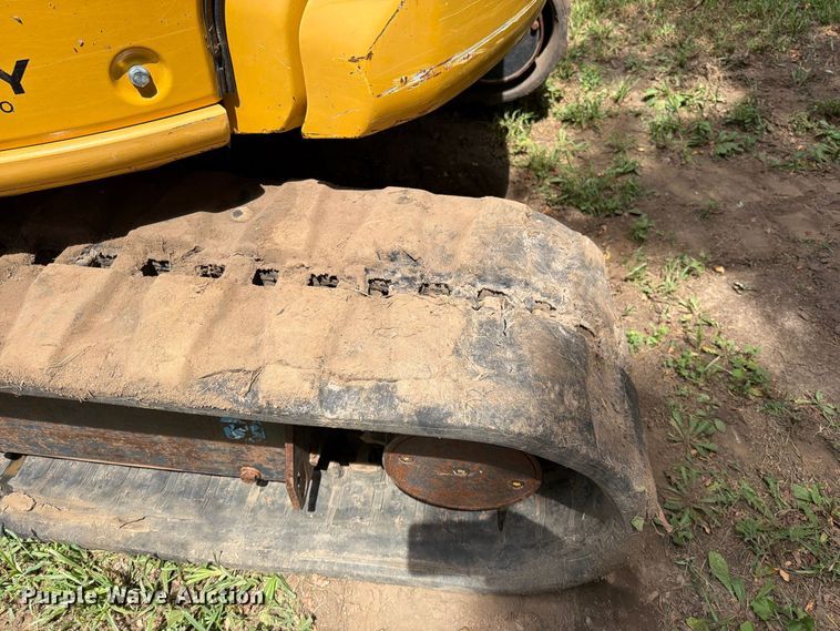 image for item EO8717 2018 John Deere 50G mini excavator