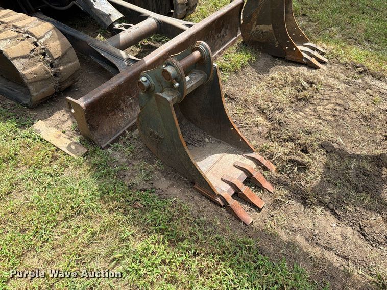 image for item EO8717 2018 John Deere 50G mini excavator