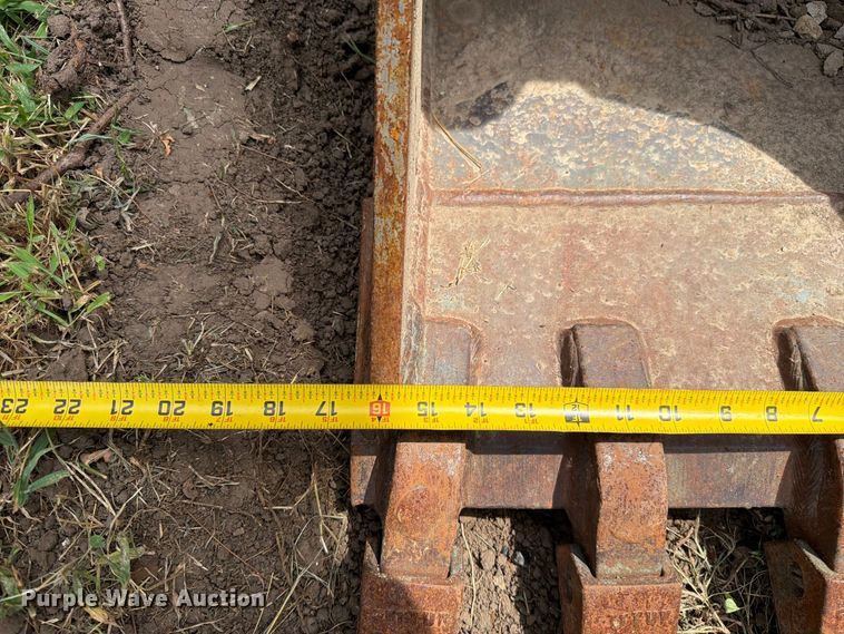image for item EO8717 2018 John Deere 50G mini excavator