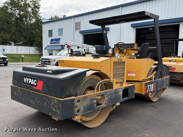 image for item EO8724 Hypac C 778 B double drum vibratory roller