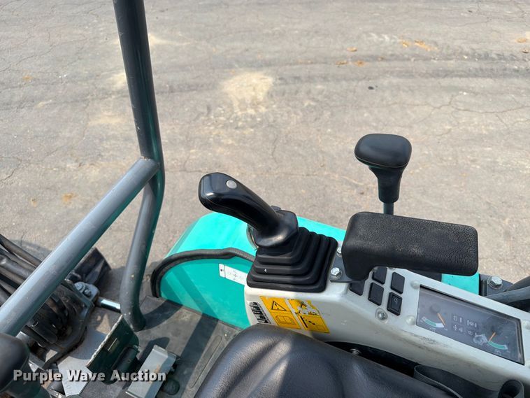 image for item ER1932 2014 IHI 17VX mini excavator