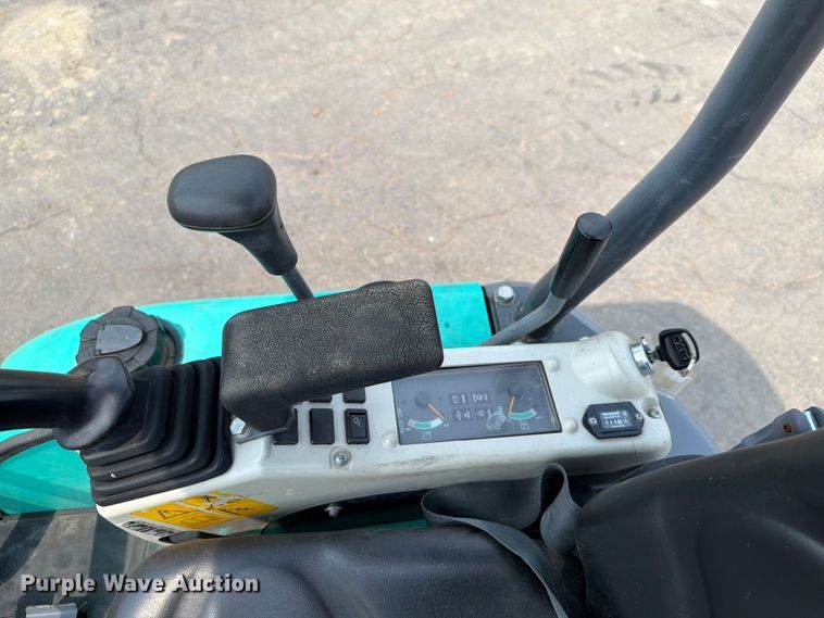 image for item ER1932 2014 IHI 17VX mini excavator