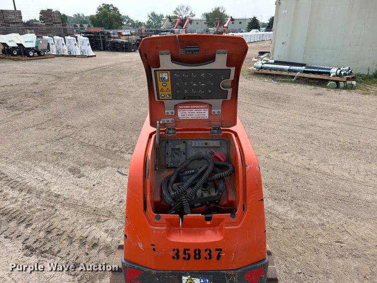 image for item ER1935 2019 Husqvarna LP9505 trench compactor