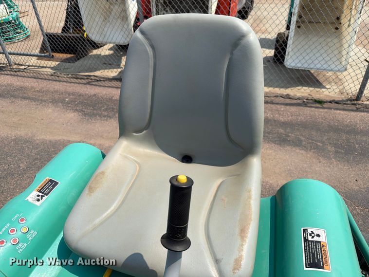 image for item ER1936 2012 Whiteman HHN power trowel
