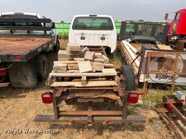 image for item ER1963 2003 Ford F450 Super Duty truck cab and chassis