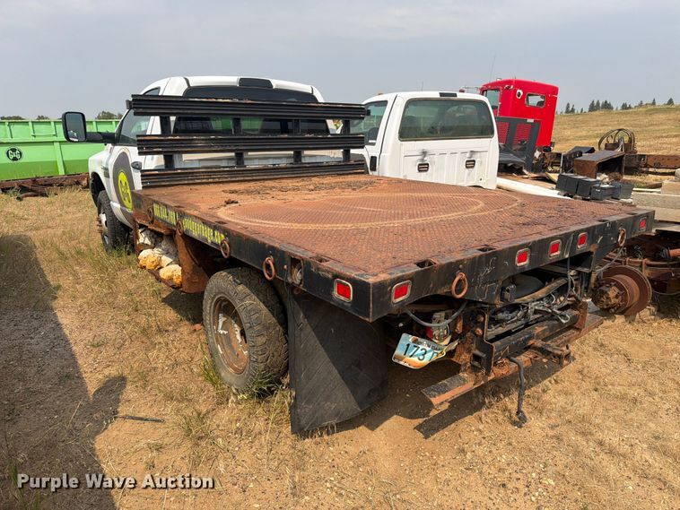image for item ER1964 2009 Dodge Ram 3500 flatbed pickup truck
