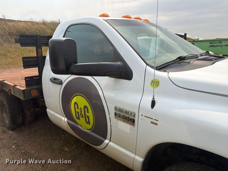 image for item ER1964 2009 Dodge Ram 3500 flatbed pickup truck