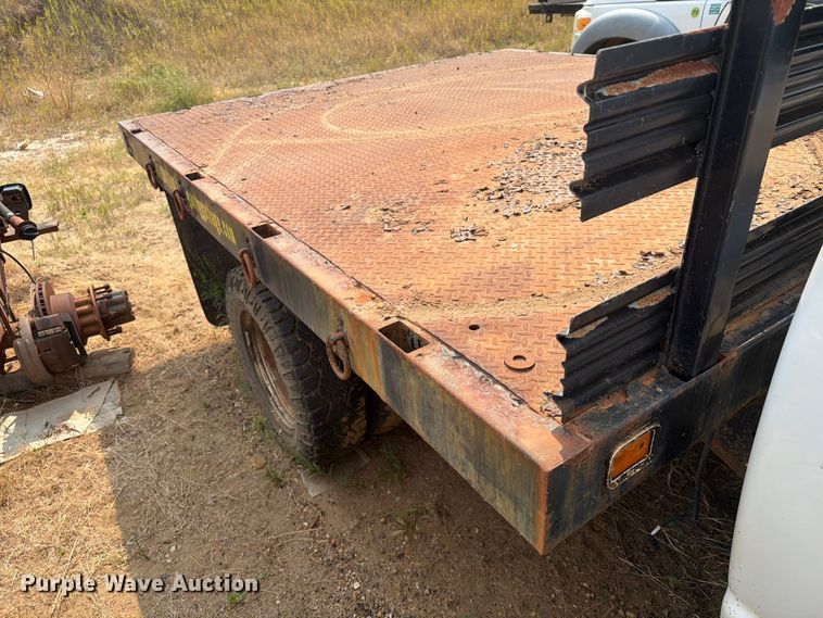 image for item ER1964 2009 Dodge Ram 3500 flatbed pickup truck