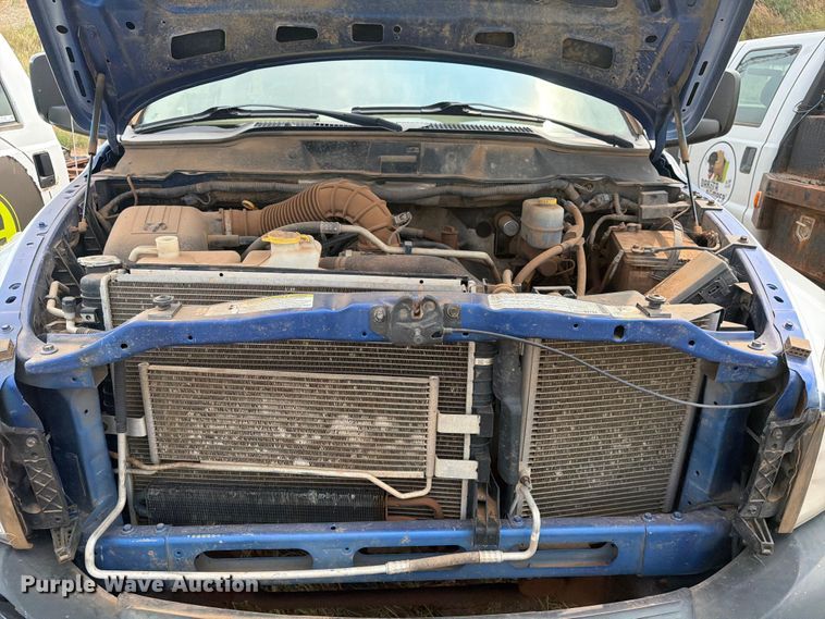 image for item ER1964 2009 Dodge Ram 3500 flatbed pickup truck