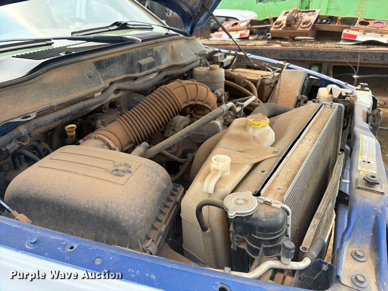 image for item ER1964 2009 Dodge Ram 3500 flatbed pickup truck