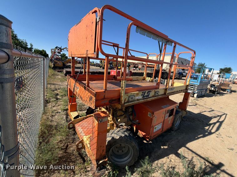 image for item ER1969 2012 JLG 260MRT scissor lift