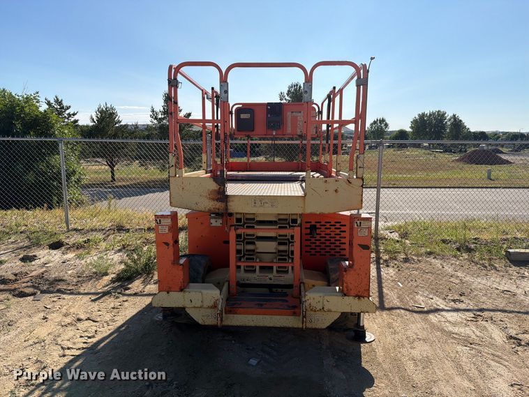 image for item ER1969 2012 JLG 260MRT scissor lift