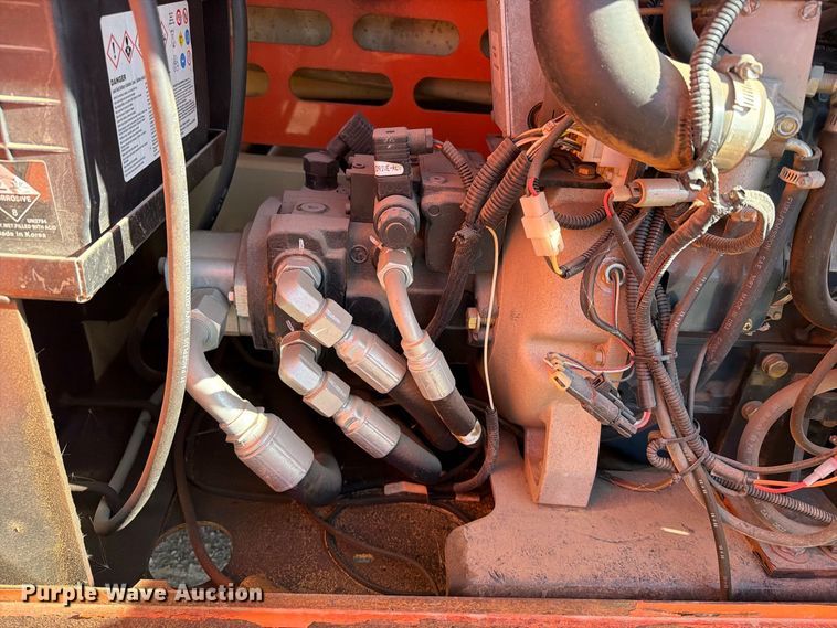 image for item ER1969 2012 JLG 260MRT scissor lift