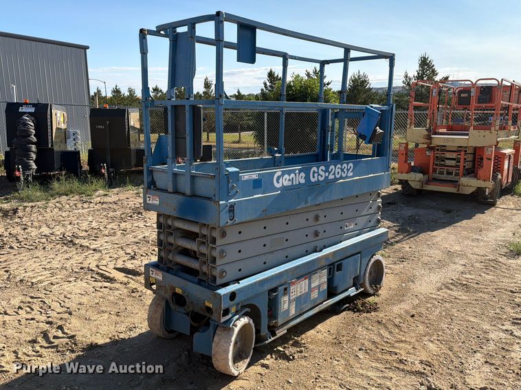 Genie GS-2632 scissor lift