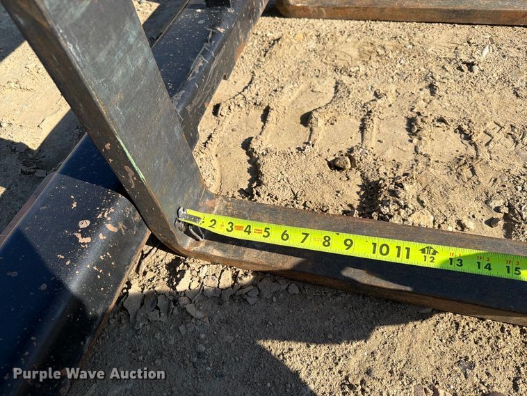 image for item ER1972 Manitou 50504723 skid steer forks