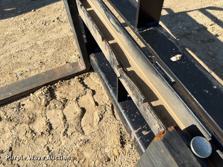 image for item ER1972 Manitou 50504723 skid steer forks