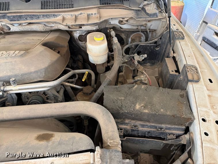 image for item ER1976 2014 RAM 3500 pickup truck