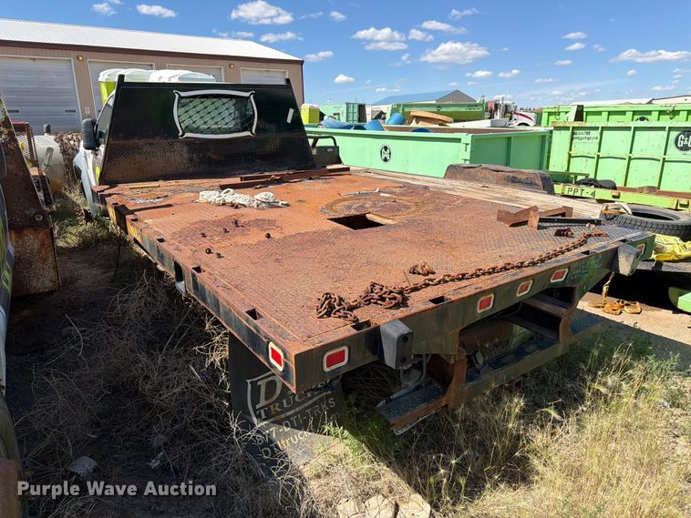 image for item ER1982 2008 Ford F450 Super Duty flatbed truck